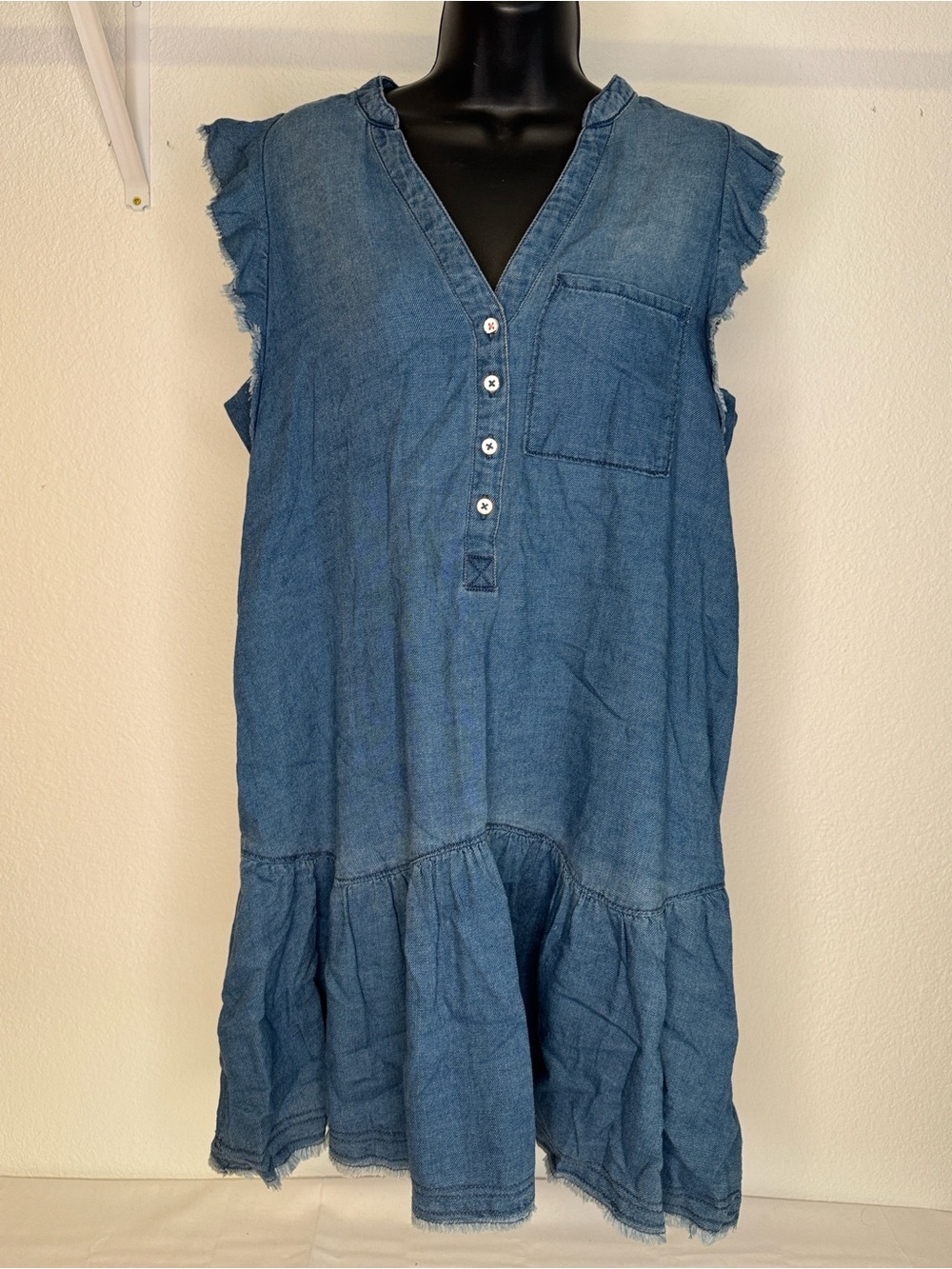Pilcro Sleeveless Denim Tunic Dress in Medium Blue size small